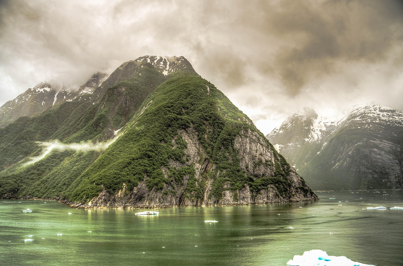Best Fishing Spots In Valdez, Alaska / Cast Your Line…